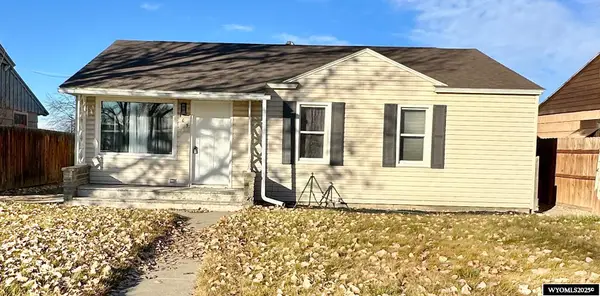 405 Howell Avenue, Worland, WY 82401-4014