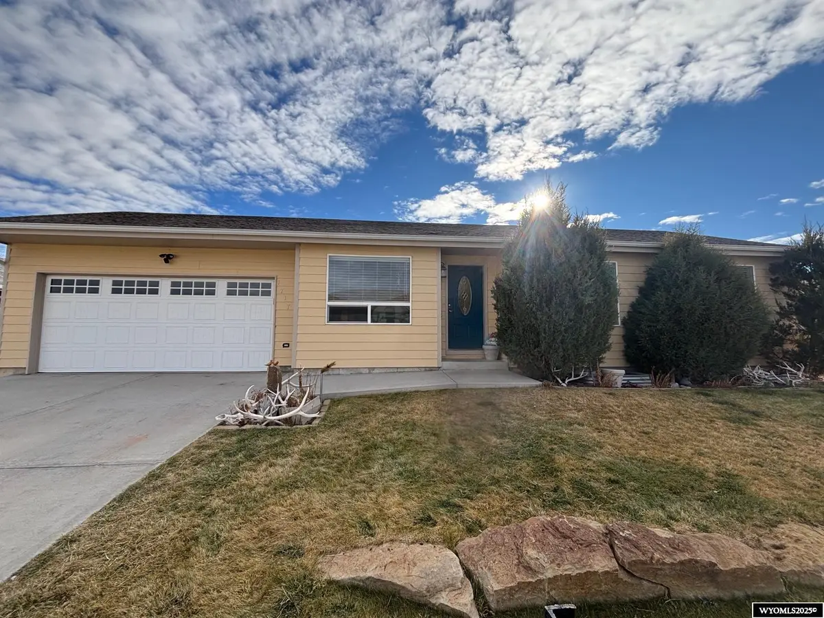 1717 Sioux Trail, Bar Nunn, WY 82601 - Image #1