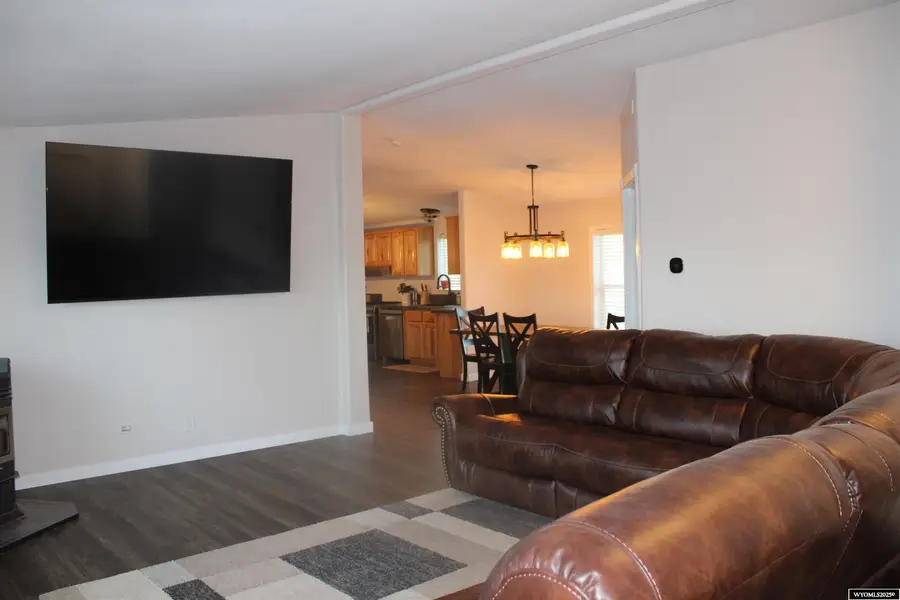 840 Willow Drive, Mountain View, WY 82939 - Image #3