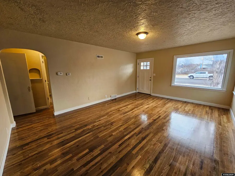 2642 E C ST, Torrington, WY 82240 - Image #3