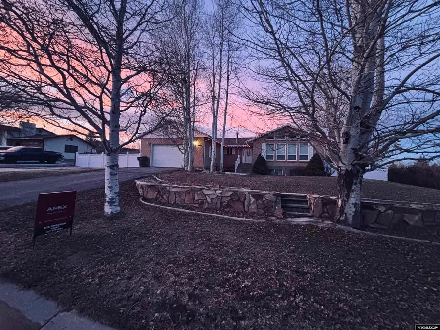 104 Evans Lane, Evanston, WY 82930 - Image #2