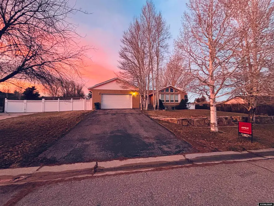 104 Evans Lane, Evanston, WY 82930 - Image #3