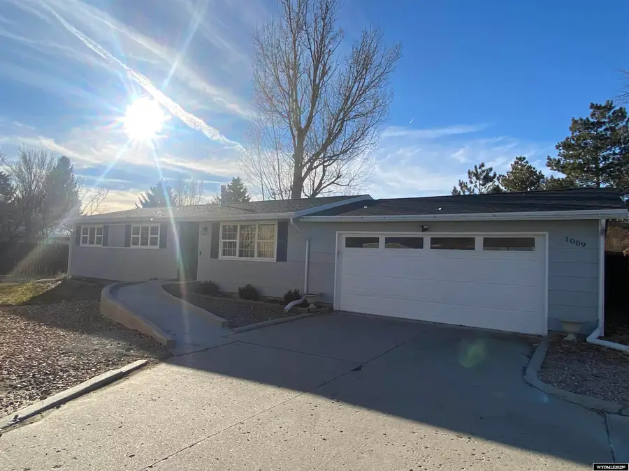 1009 Continental St, Rock Springs, WY 82901 - Image #2