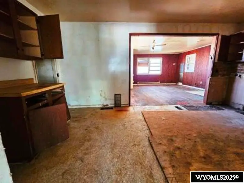 825 S 14th Street, Worland, WY 82401 - Image #3