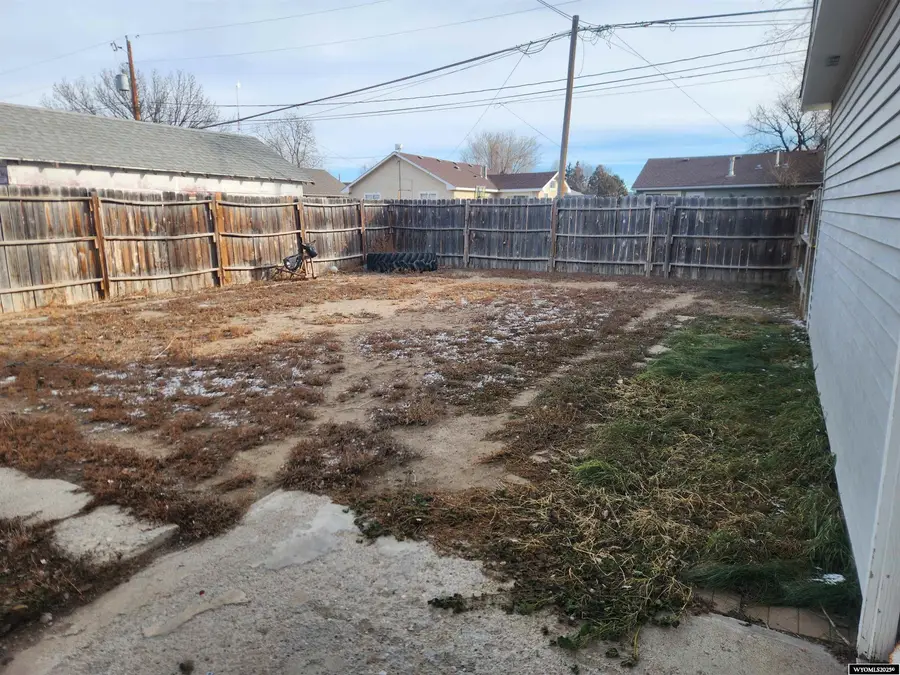 1549 W C Street, Torrington, WY 82240 - Image #3