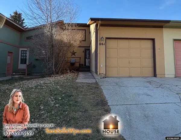 1261 Sweetwater, Douglas, WY 82633