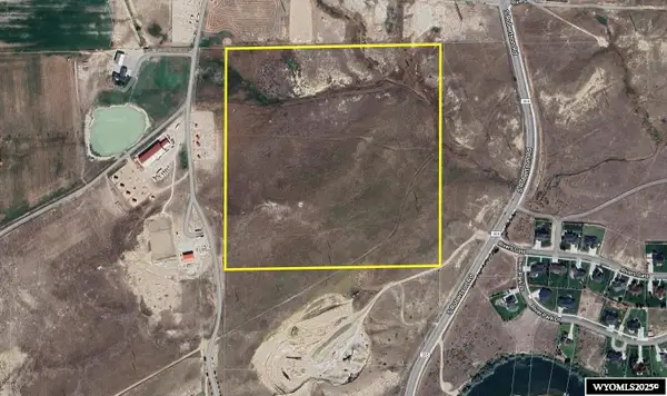 Robertson Road, Casper, WY 82604