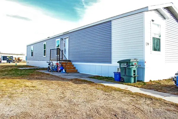 401 S Russell Avenue, Douglas, WY 82633