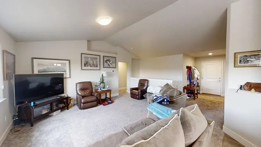 6716 Rogue River Road, Casper, WY 82604 - Image #3