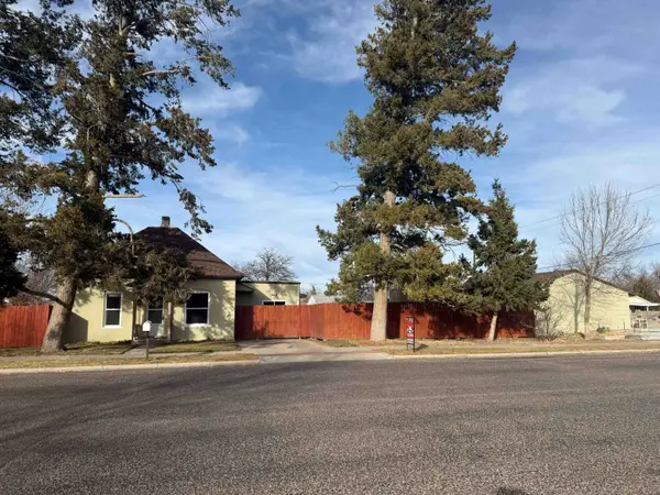1456 Maple St, Wheatland, WY 82201