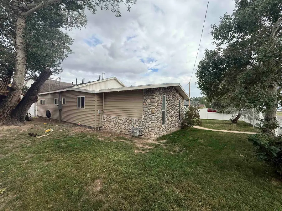 301 E Street S, Lyman, WY 82937 - Image #2