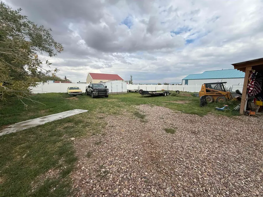 301 E Street S, Lyman, WY 82937 - Image #3