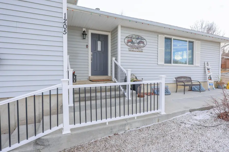 1205 Adams Avenue, Rock Springs, WY 82901 - Image #2