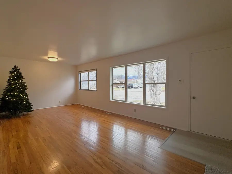 505 Swanton Avenue, Casper, WY 82609 - Image #2