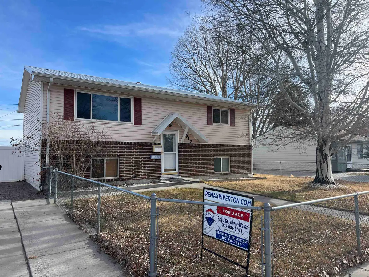 917 Eastview Drive, Riverton, WY 82501 - Image #1