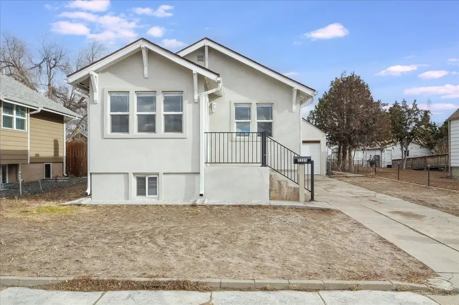 2225 W D Street, Torrington, WY 82240 - Image #3