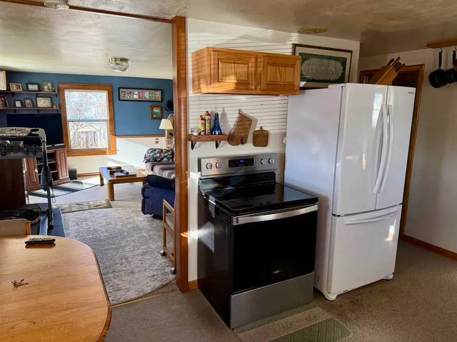 404 E Saratoga Avenue, Saratoga, WY 82331 - Image #2