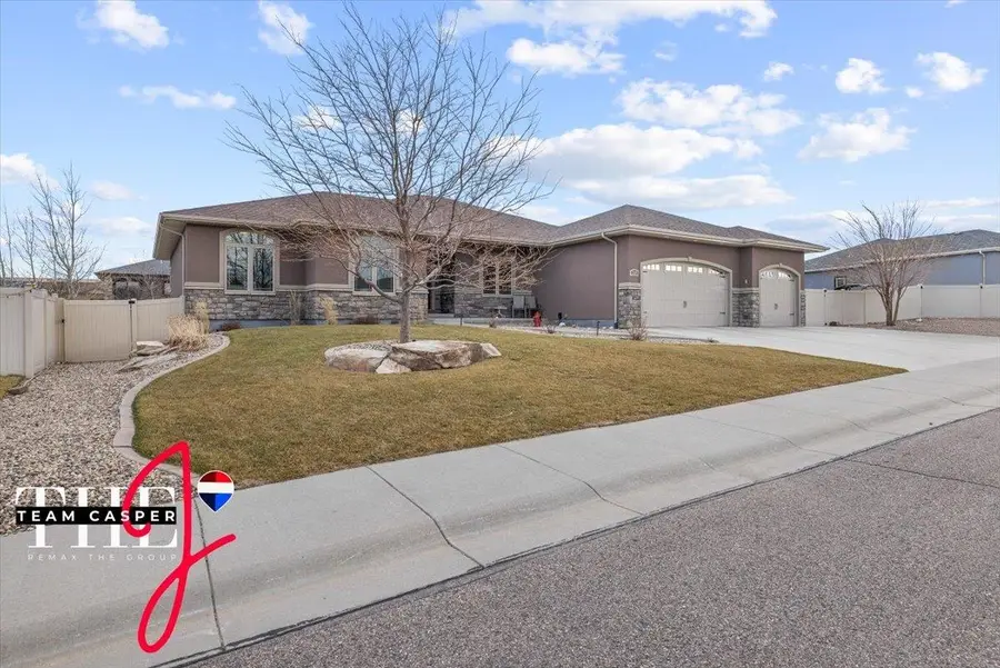 2805 Nicklaus Drive, Casper, WY 82601 - Image #2