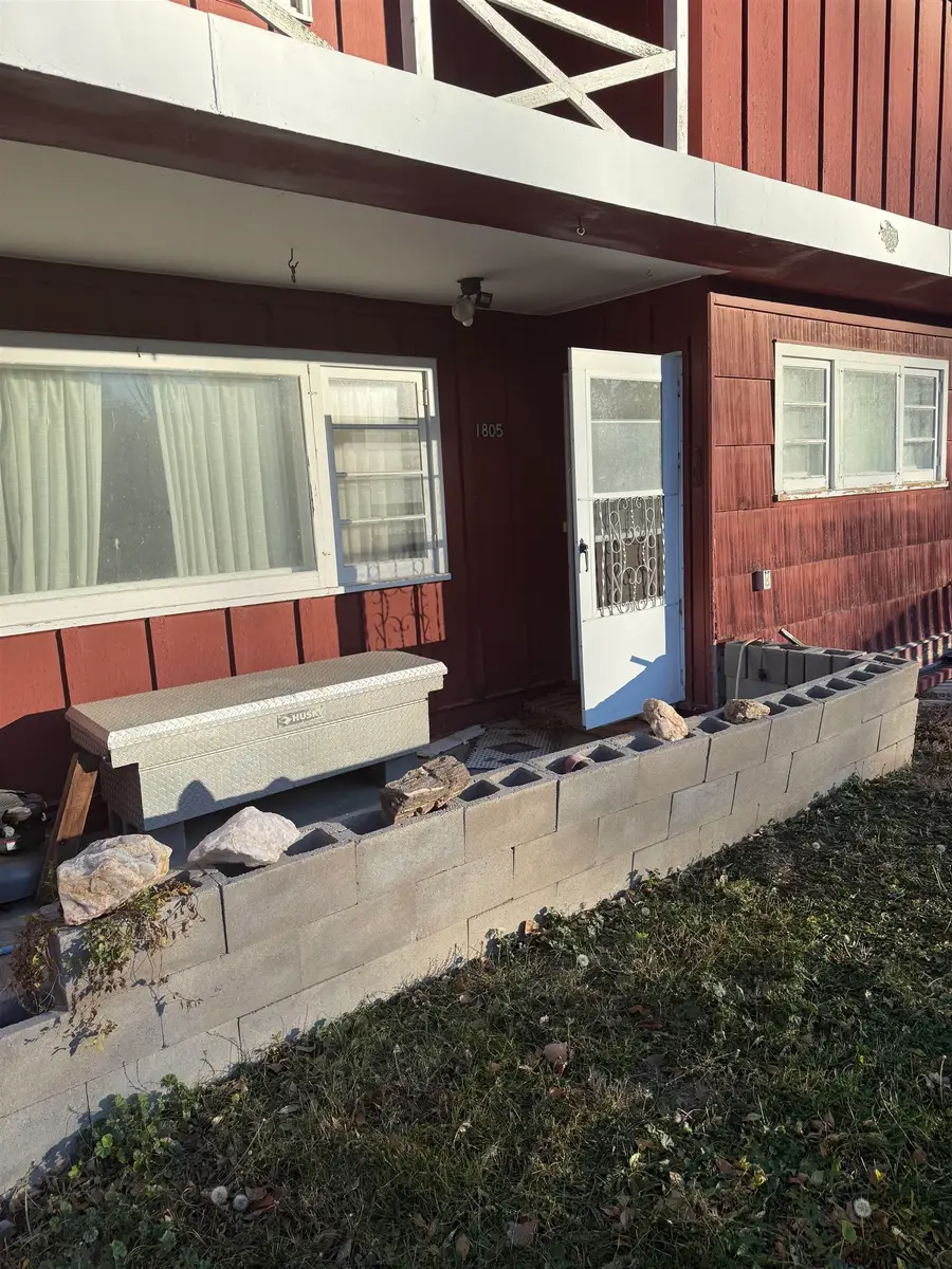 1805 S Mitchell ST, Casper, WY 82601 - Image #2