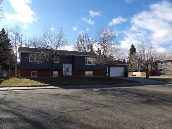 2263 W 42nd, Casper, WY 82604