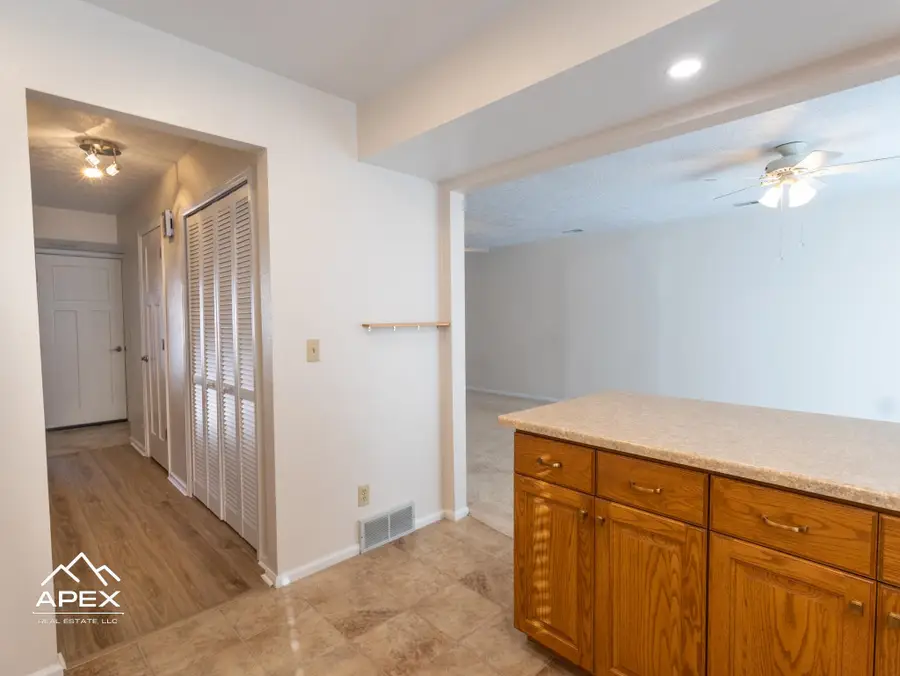 125 Fox Point Loop Road, Evanston, WY 82930 - Image #3