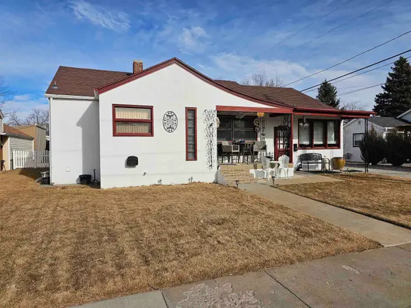 416 E 26Th Avenue, Torrington, WY 82240