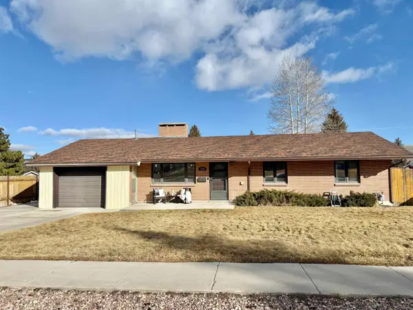 1434 3rd West Avenue, Kemmerer, WY 83101