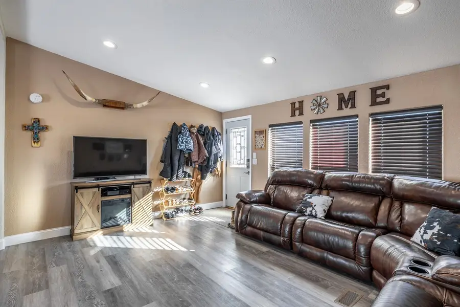 3858 Sand Drift Circle, Evansville, WY 82636 - #3