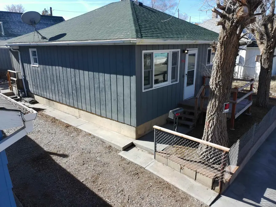 916 Potter Street, Rock Springs, WY 82901-6458 - #2