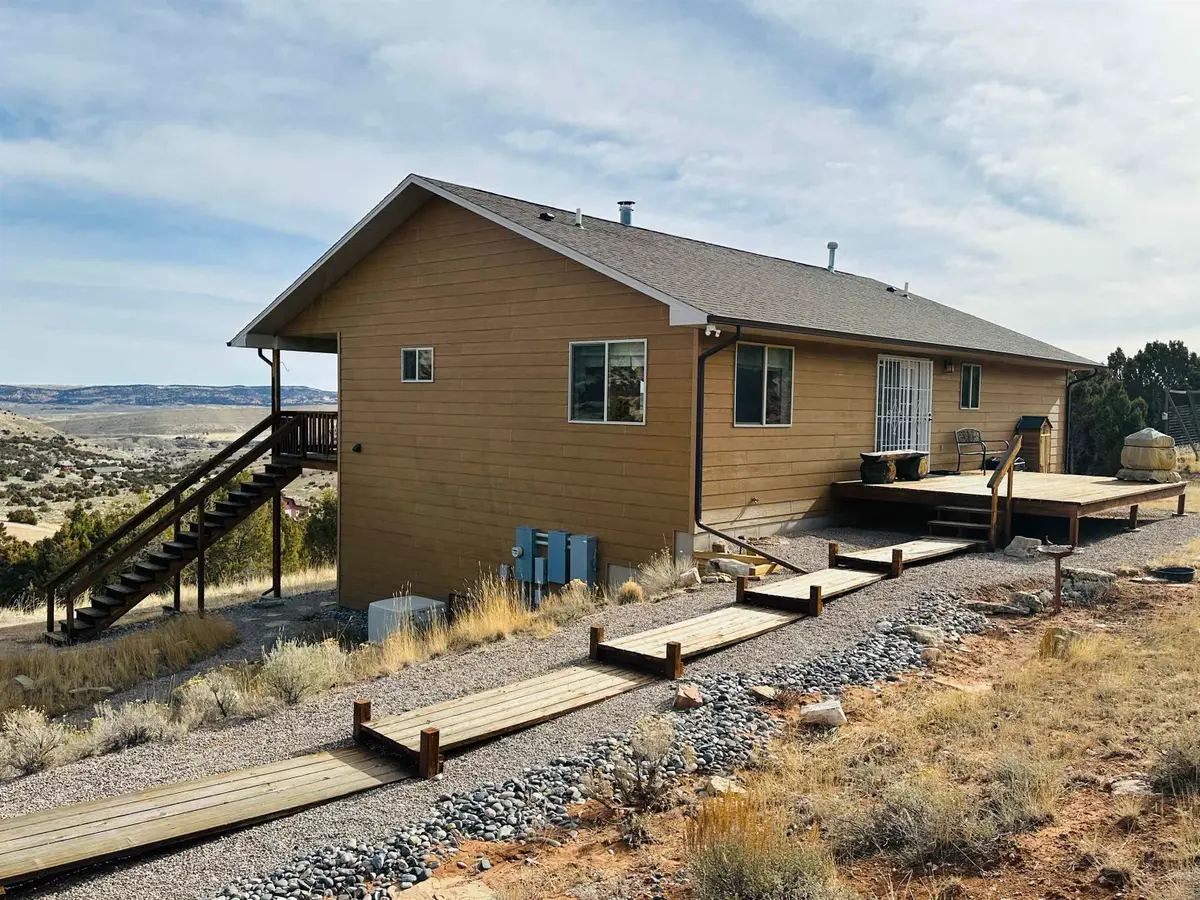 21 Red Cliff Road, Lander, WY 82520 - #1