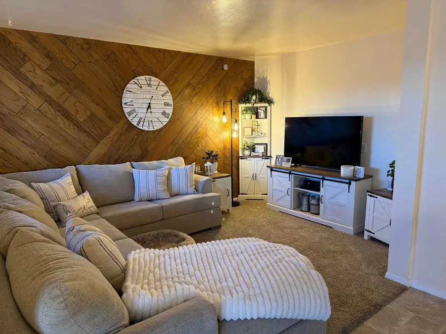 706 Gobel Street, Rock Springs, WY 82901-0000 - #3