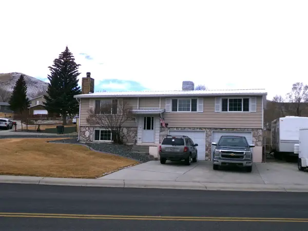 2235 Colorado Drive, Green River, WY 82935