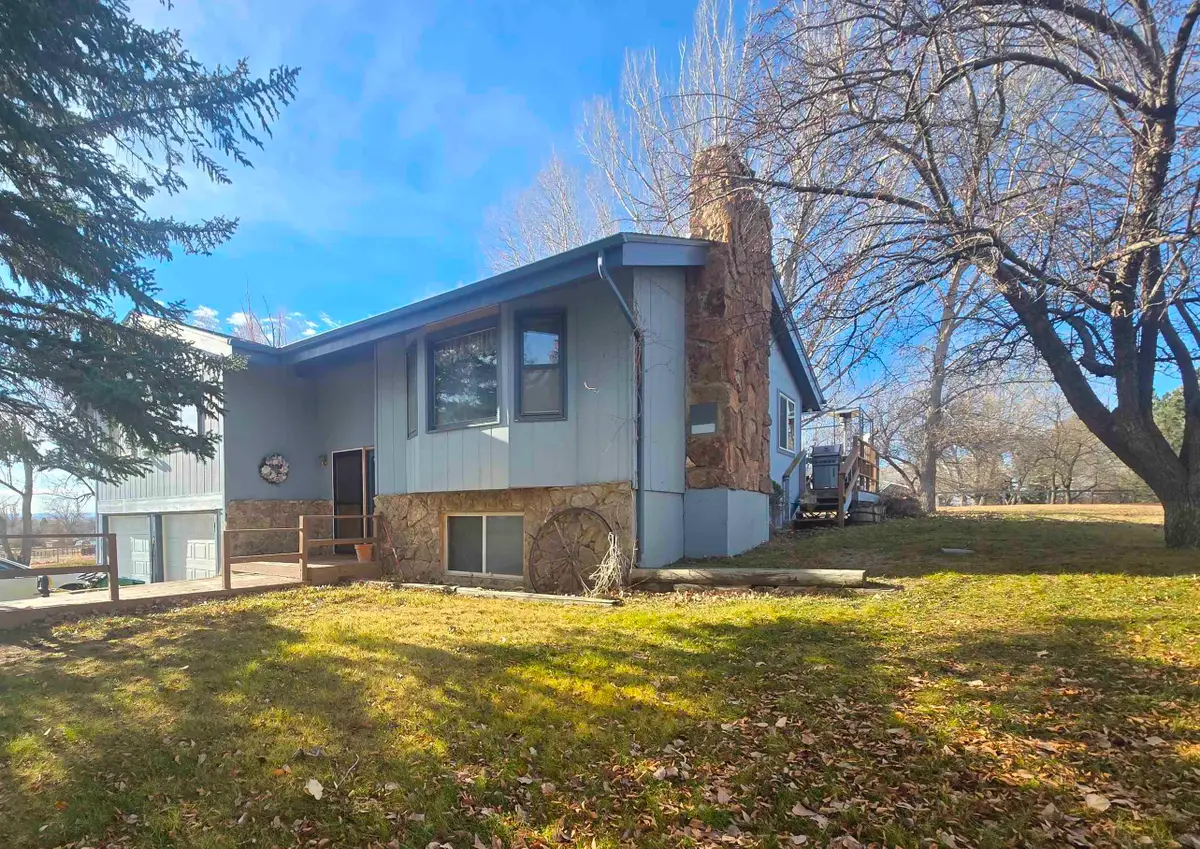 545 W Mountain View Dr, Riverton, WY 82501 - #1