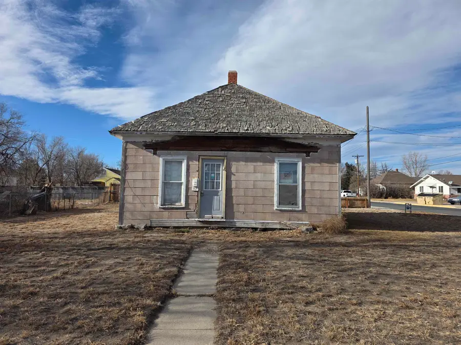 1796 W C Street, Torrington, WY 82240 - #2