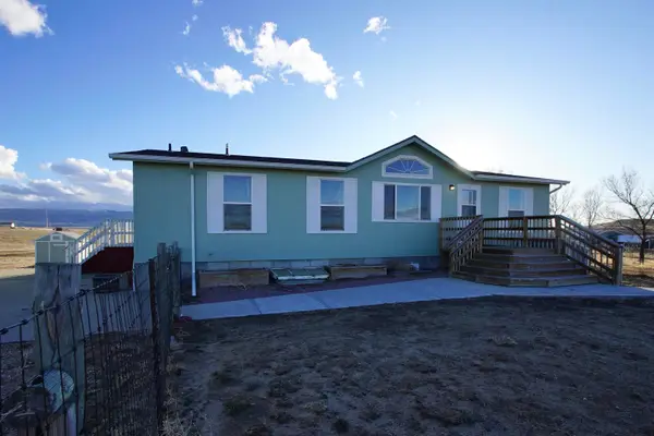 7459 Geary Dome Road, Evansville, WY 82636