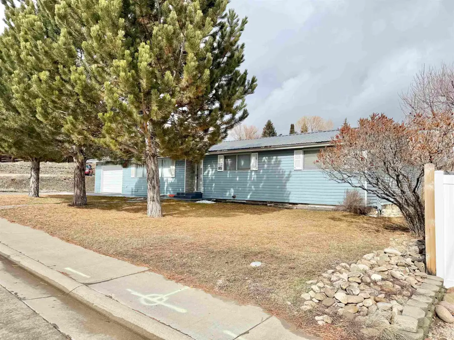 905 Elk Street, Kemmerer, WY 83101 - #2