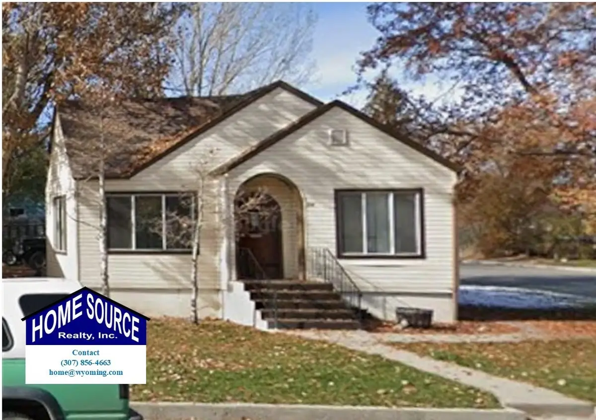 220 N 8th W, Riverton, WY 82501 - #1