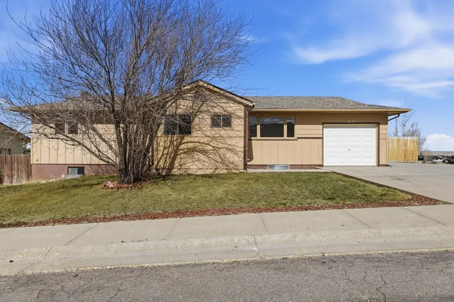 1922 E 24th St, Casper, WY 82601 - #3