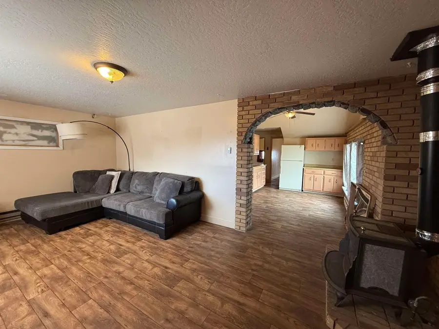 720 Richards Street, Thermopolis, WY 82443 - #3