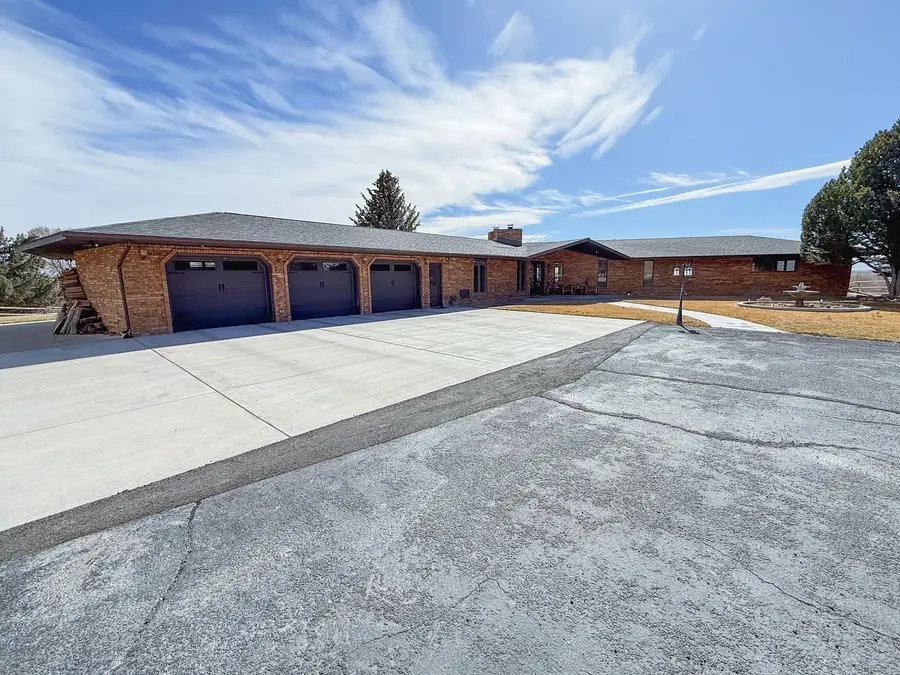 2425 W Main Street, Riverton, WY 82501 - #2