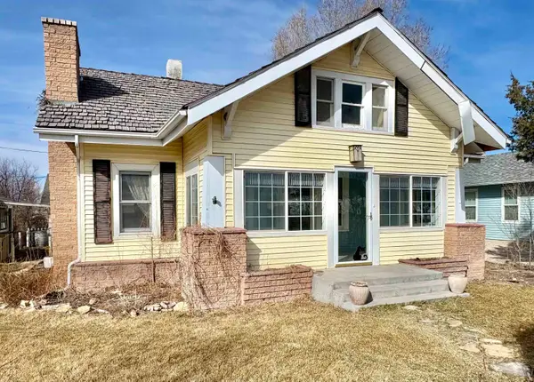 210 S Lincoln Avenue, Glendo, WY 82213-0373