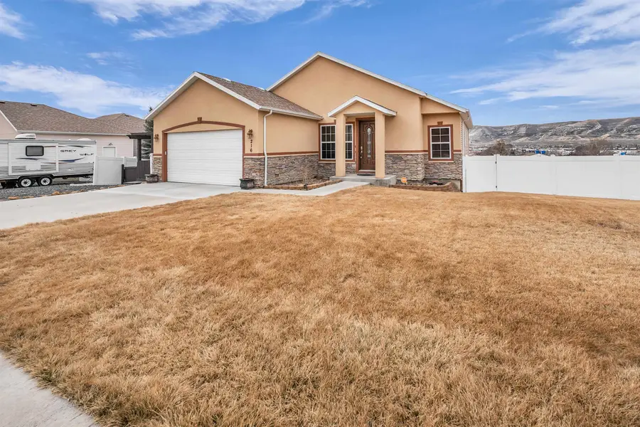 216 Chardonnay Lane, Rock Springs, WY 82901 - #3
