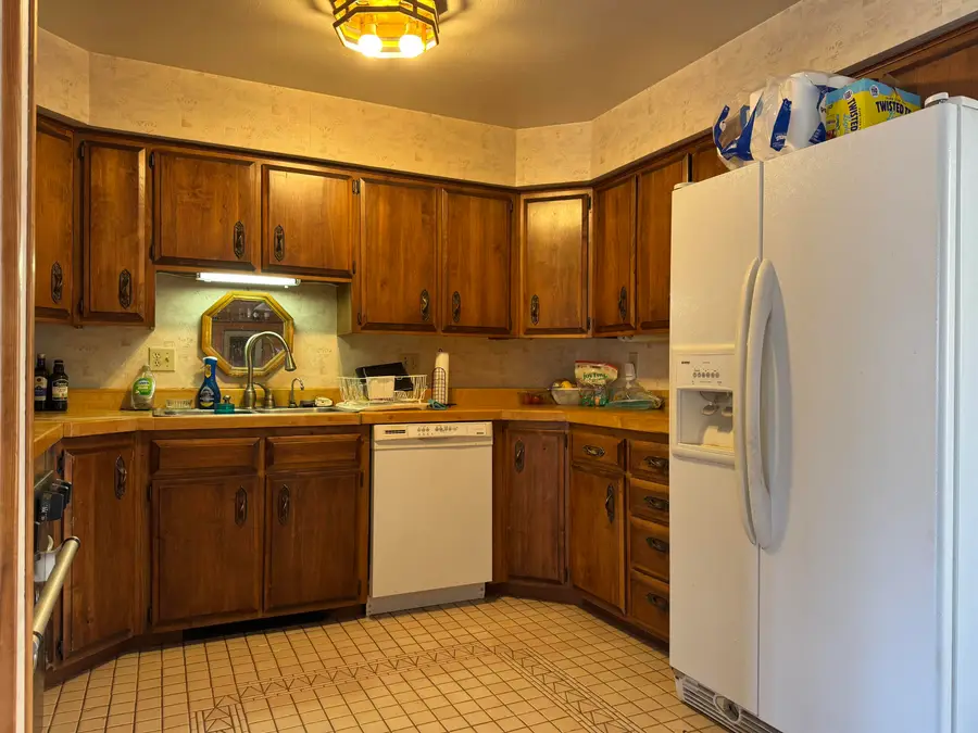 608 Cliff Drives, Dubois, WY 82513 - #2