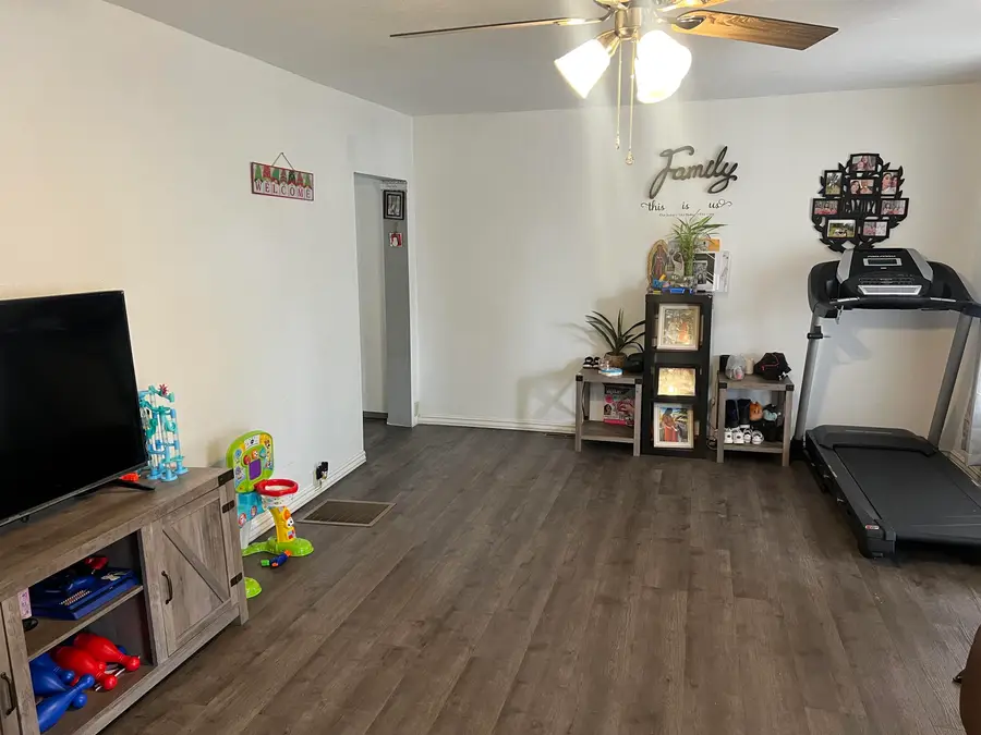 127 County Rd, Evanston, WY 82930 - #3