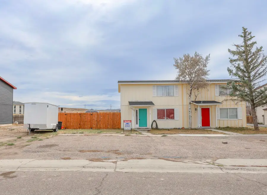 3280 Roosevelt Way, Apt. A, Rock Springs, WY 82901 - #2
