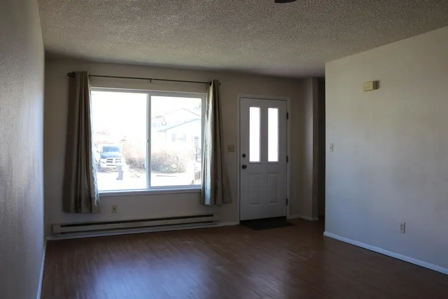 156 Simpson Avenue, Evanston, WY 82930 - #3