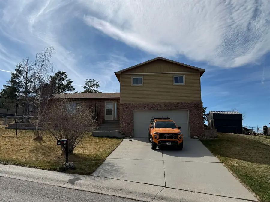 132 Mountain View Drive, Thermopolis, WY 82443 - #2