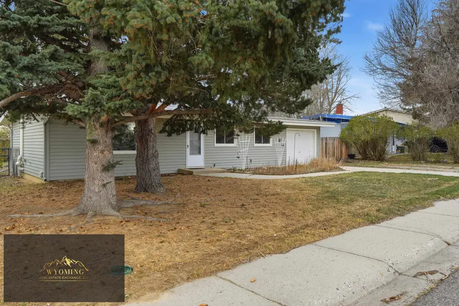 35 Dahlia St, Casper, WY 82604 - #2