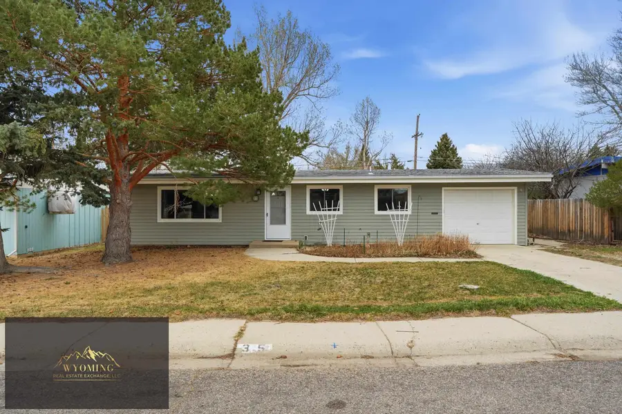 35 Dahlia St, Casper, WY 82604 - #3