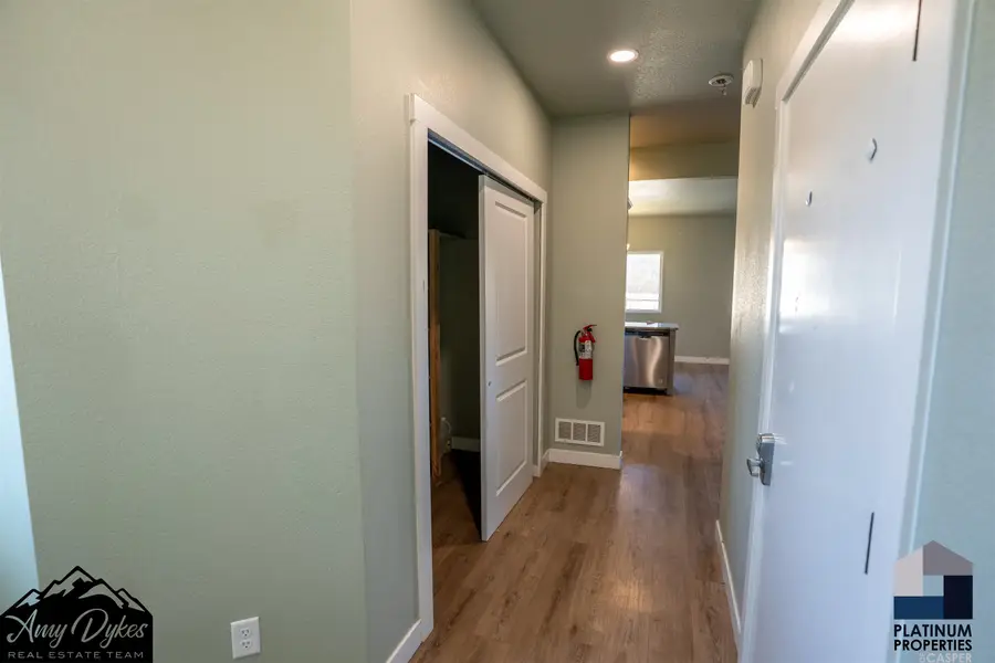 680 Badger, Mills, WY 82644 - #3